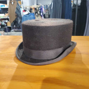 Brown Top Hat 6 3/4