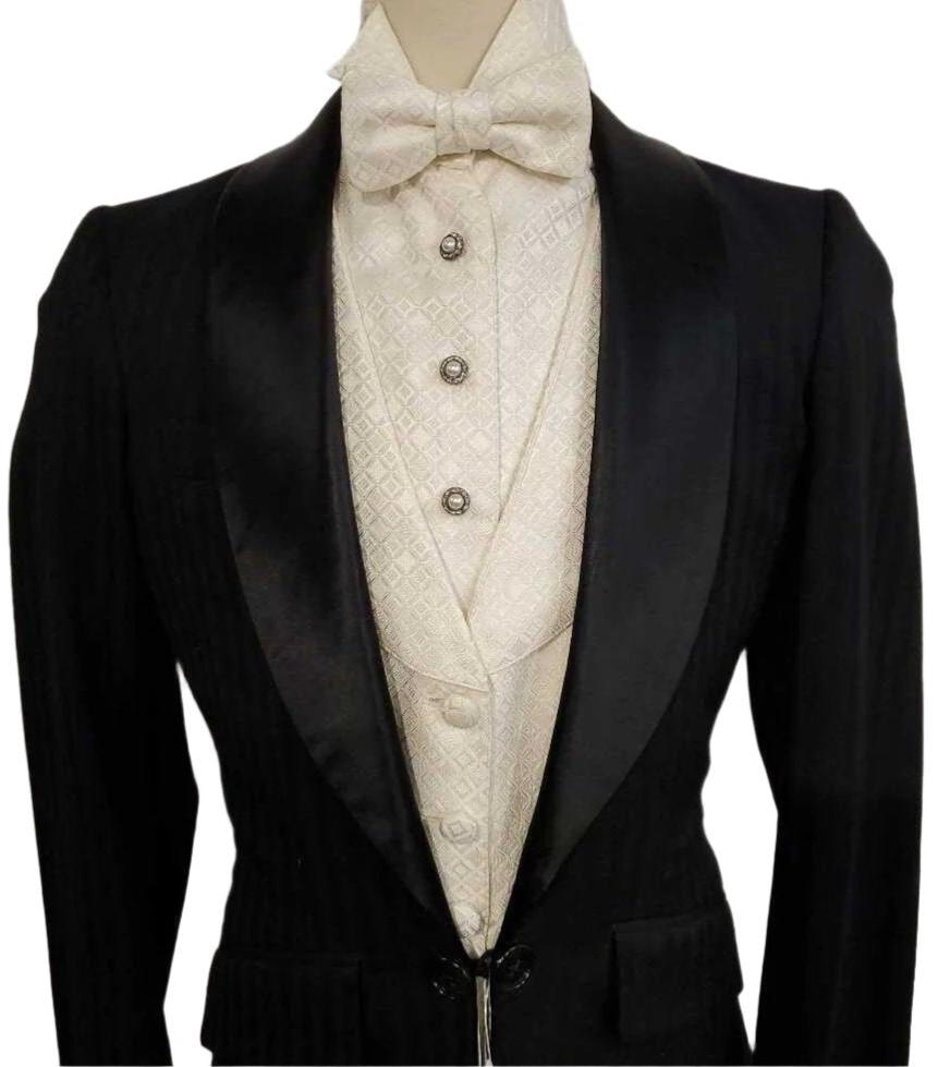 Le Cheval, Girl's Formal Suit