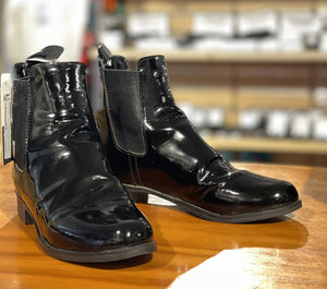 Ovation Black Patent Boots W:5