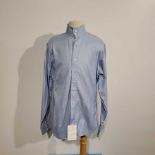 Load image into Gallery viewer, Essex Signature Collection Sz 36 Hunt Shirt
